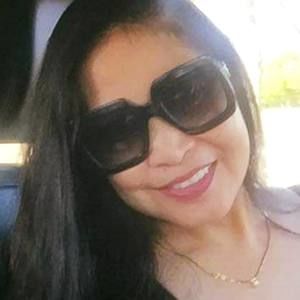 Meet your Posher, Elma